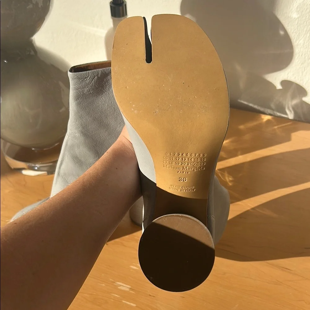 Maison Margiela Tabi Ankle Boots - Picture 3 of 4